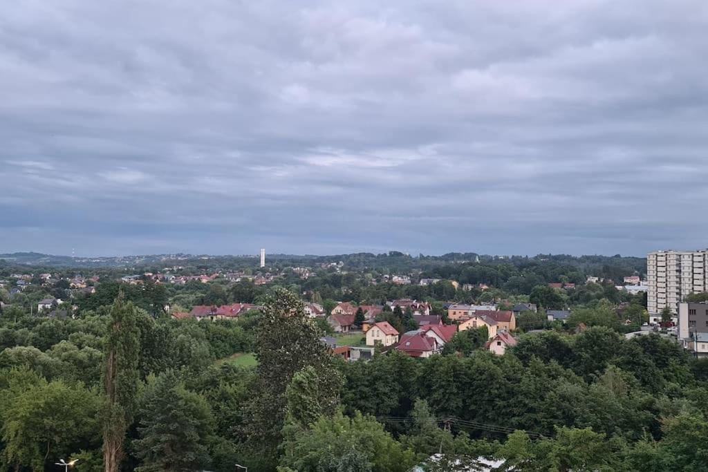 Apartamento Uroczy, Jasny Apartament Oraz Bezplatny Parking! Cracovia Exterior foto
