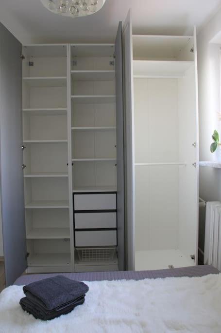 Apartamento Uroczy, Jasny Apartament Oraz Bezplatny Parking! Cracovia Exterior foto